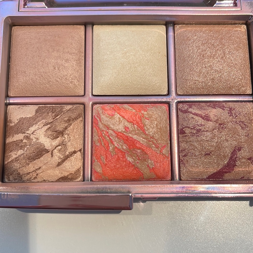 hourglass ambient lighting edit volume 4